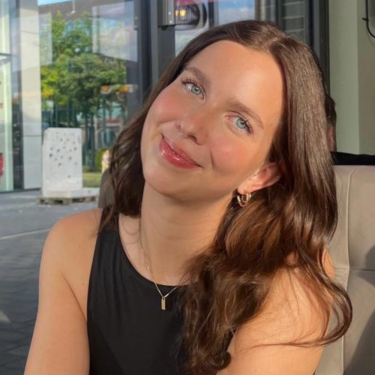 Frau Linnea Christian